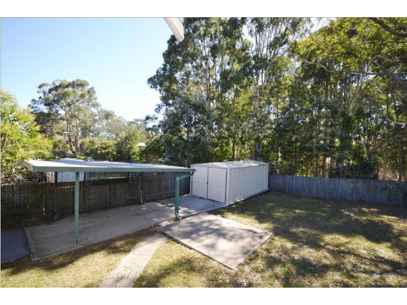 17 Queenborough Street, Nowra NSW 2541