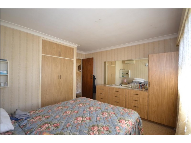 426 Princes Highway, Bomaderry NSW 2541