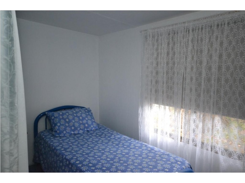 41 Shoalhaven Caravan Park Village, Terara NSW 2540