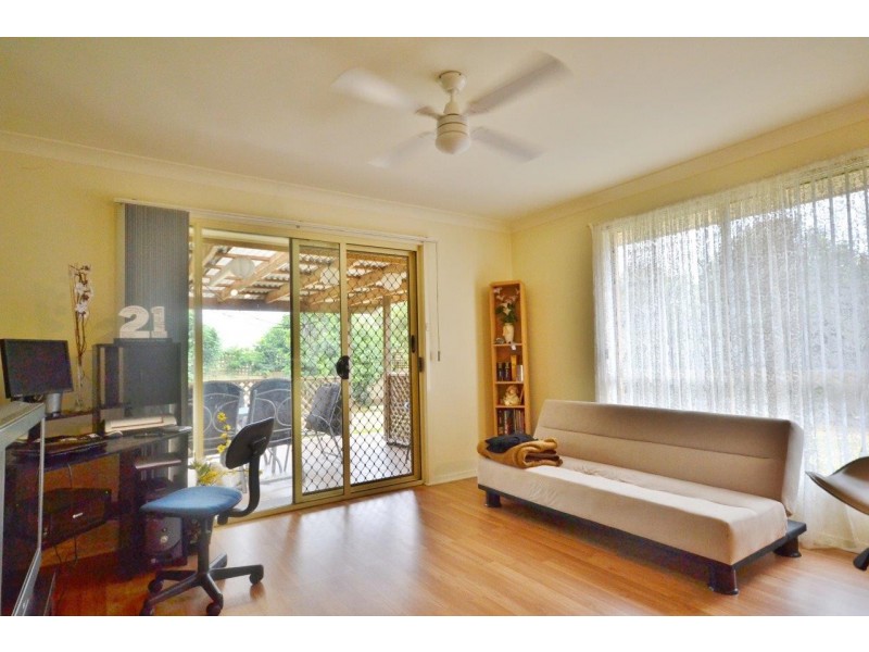 17 Guinea Flower Crescent, Worrigee NSW 2540