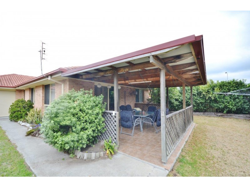 17 Guinea Flower Crescent, Worrigee NSW 2540