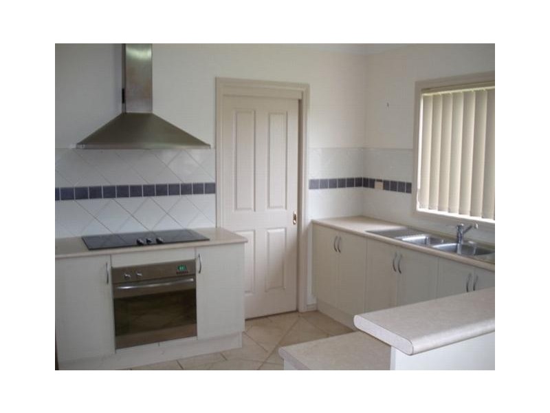 22 Lucas Ave, North Nowra NSW 2541