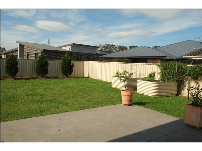 3 Mintbush Crescent, Worrigee NSW 2540