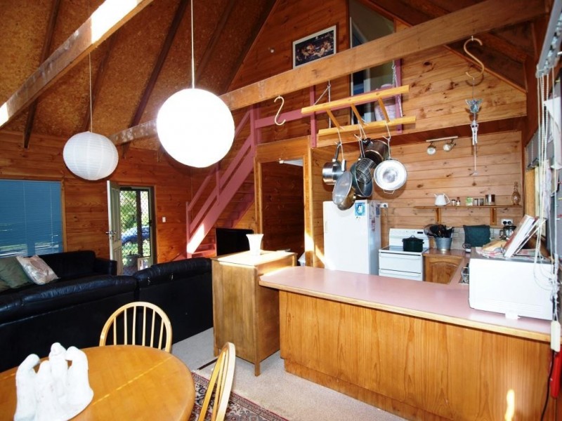 21 Noakes Street, Shoalhaven Heads NSW 2535