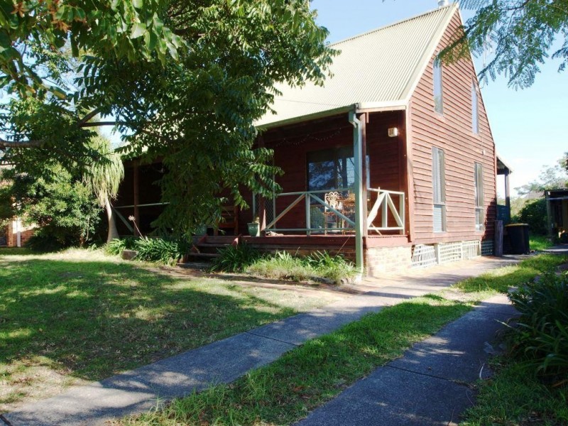 21 Noakes Street, Shoalhaven Heads NSW 2535