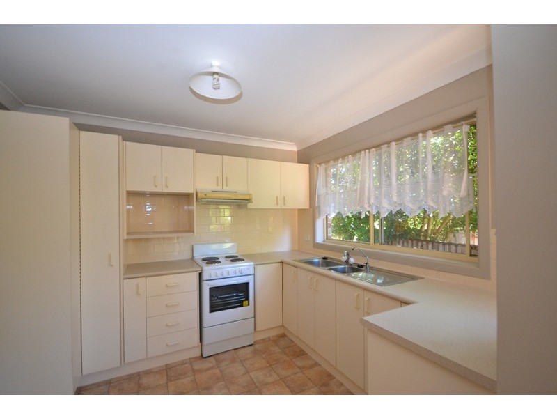 35 Windsor Drive, Berry NSW 2535