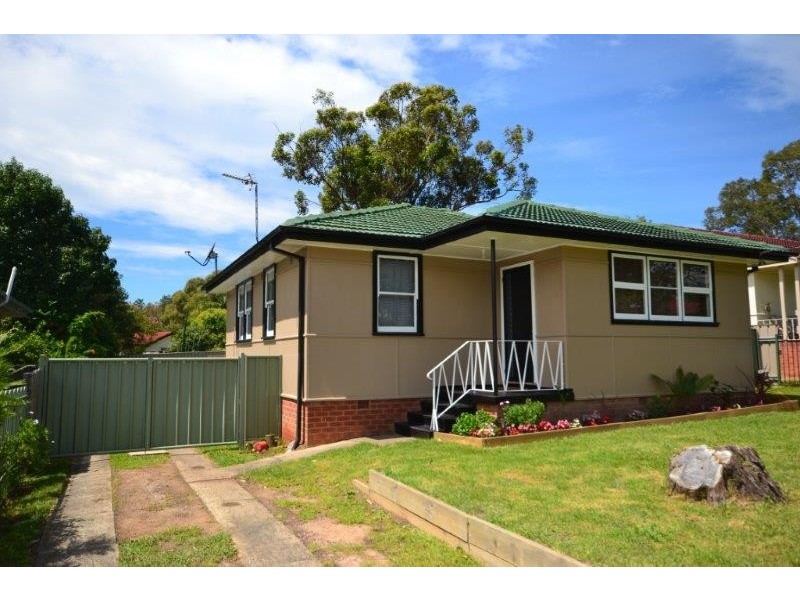 32 McKay Street, Nowra NSW 2541