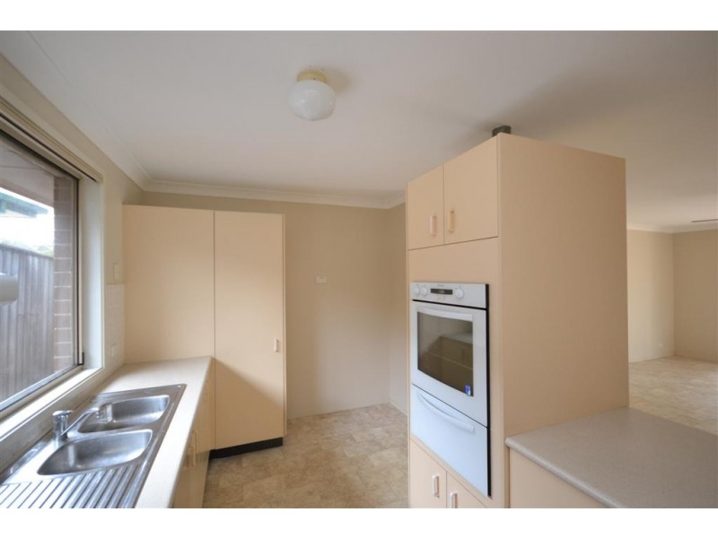 22 Rayleigh Drive, Worrigee NSW 2540