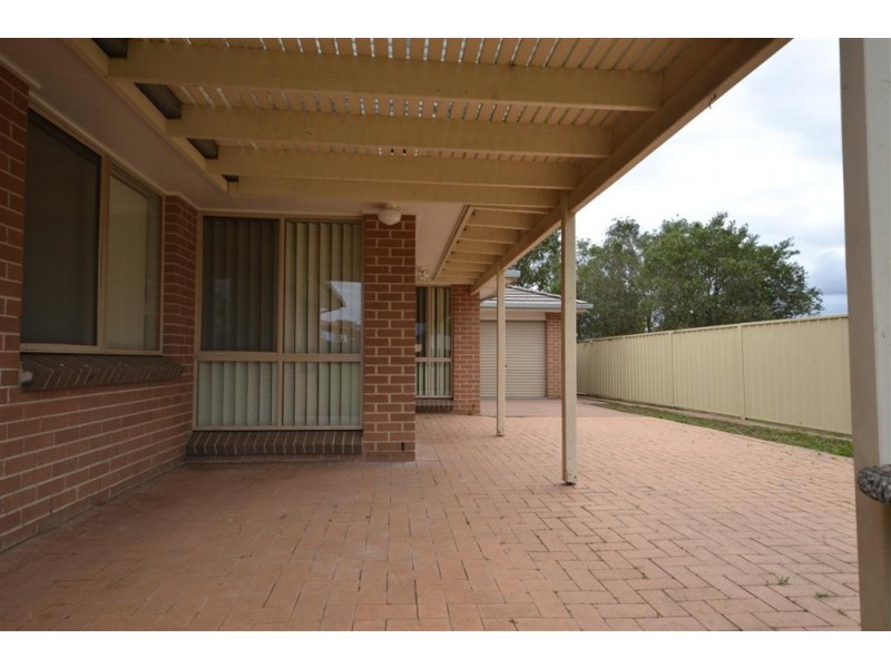 22 Rayleigh Drive, Worrigee NSW 2540