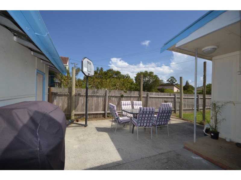 2a Ernest Street, Nowra NSW 2541