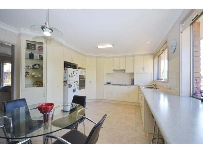 137 Plunkett Street, Nowra NSW 2541
