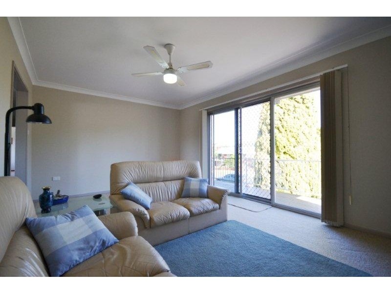 137 Plunkett Street, Nowra NSW 2541