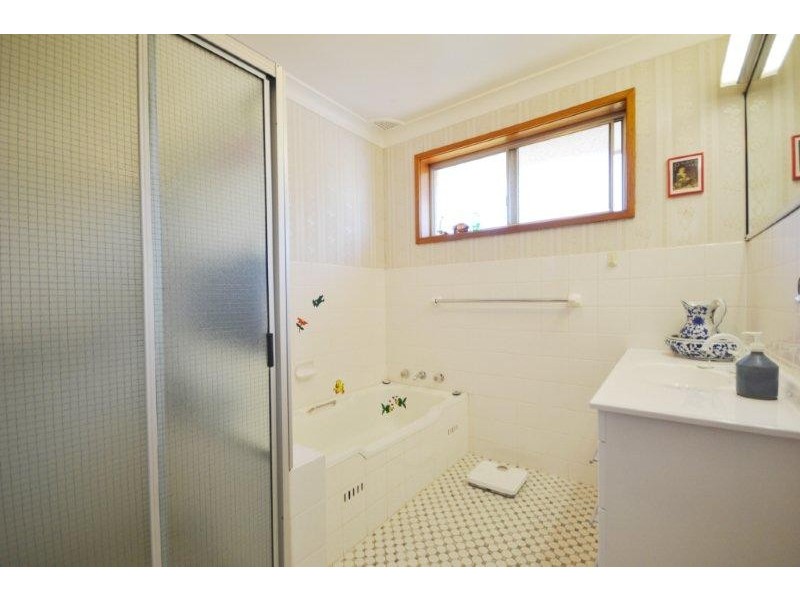 137 Plunkett Street, Nowra NSW 2541