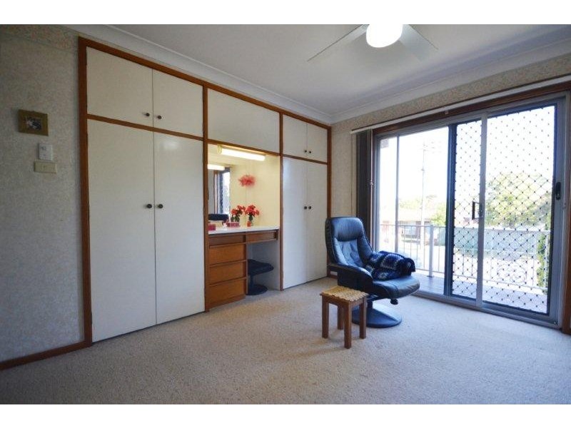 137 Plunkett Street, Nowra NSW 2541