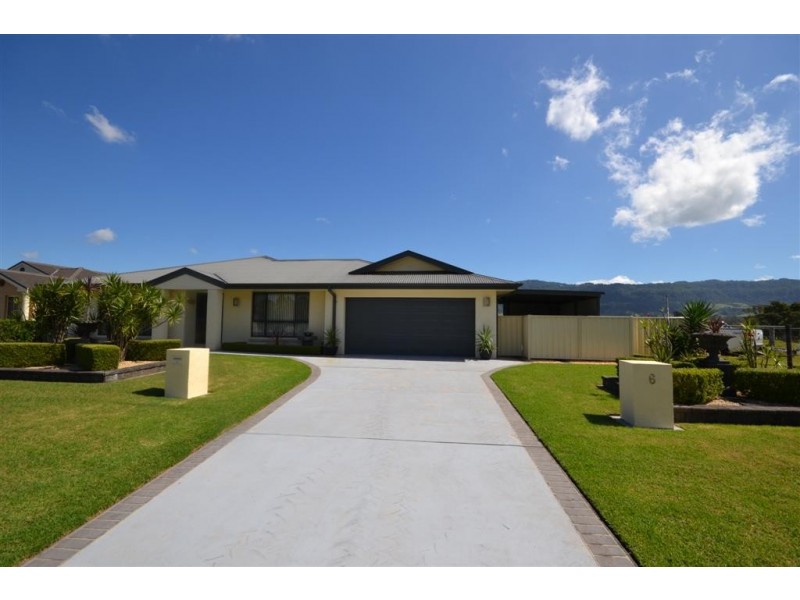 6 Emerald Drive, Meroo Meadow NSW 2540