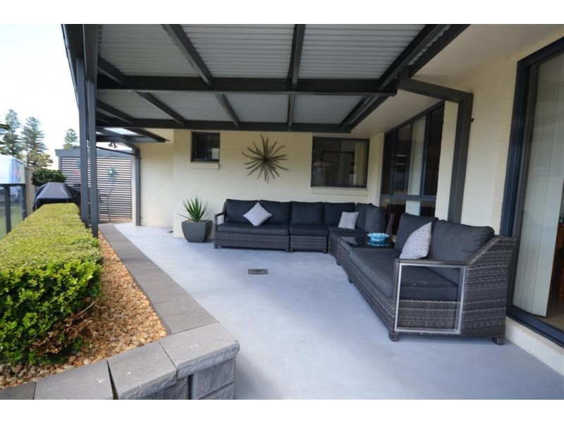 6 Emerald Drive, Meroo Meadow NSW 2540