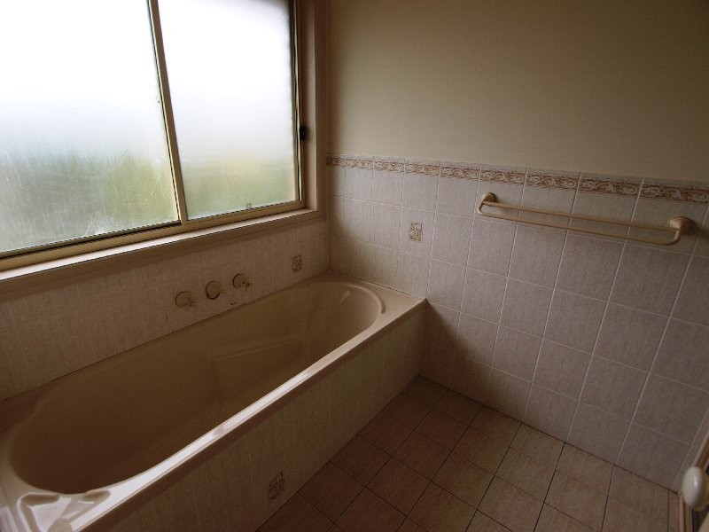 22 Lucas Street, North Nowra NSW 2541