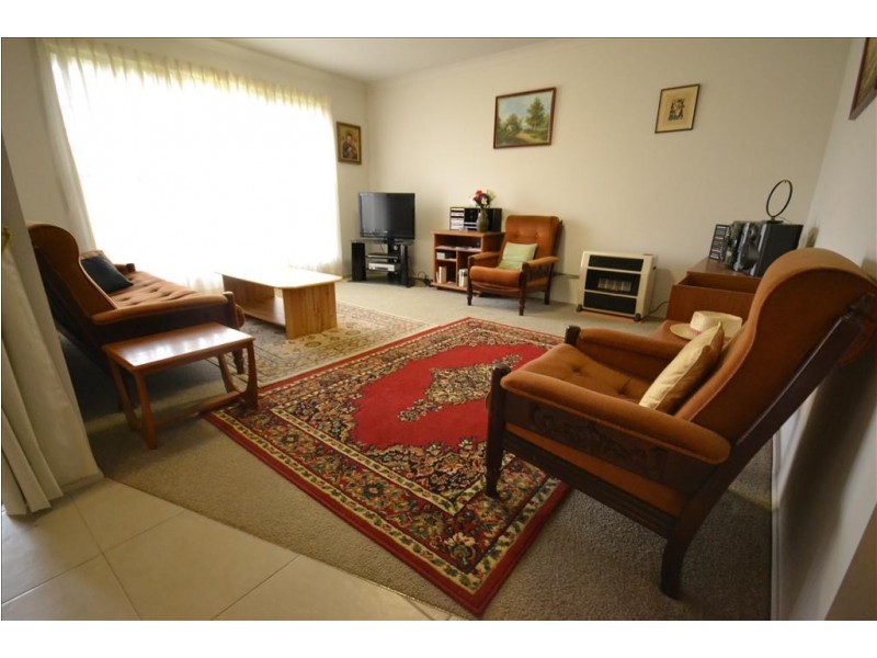 12 Carrington Park Drive, Nowra NSW 2541