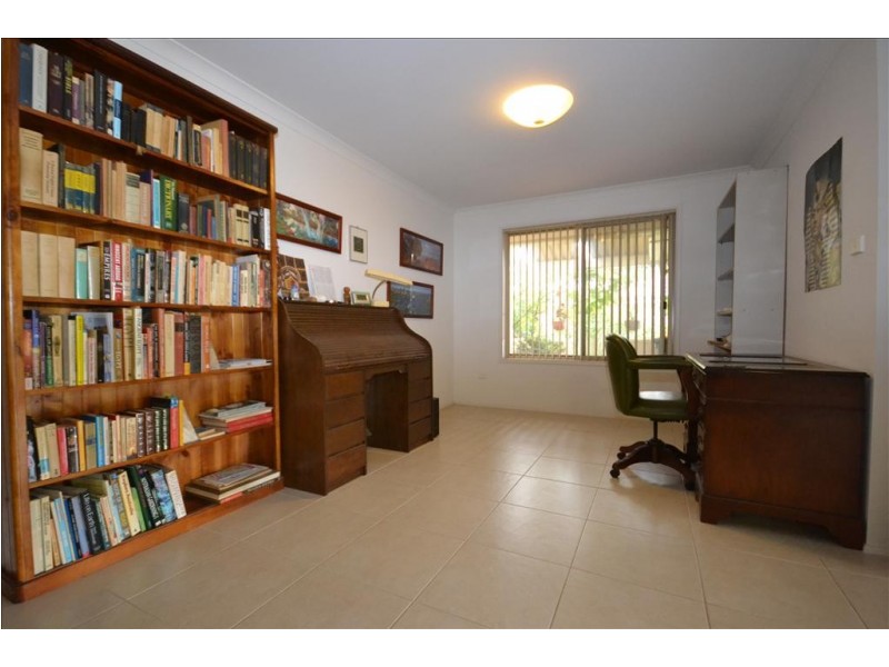 12 Carrington Park Drive, Nowra NSW 2541