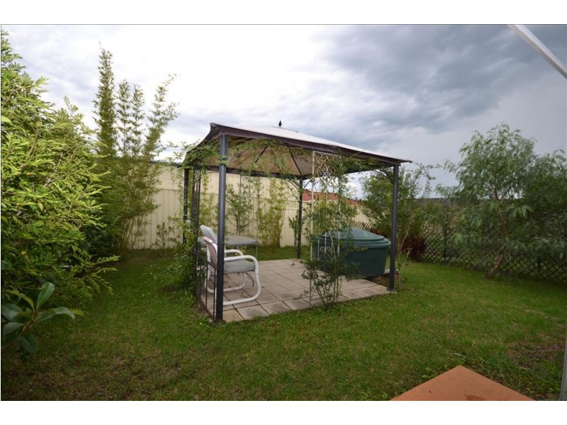12 Carrington Park Drive, Nowra NSW 2541