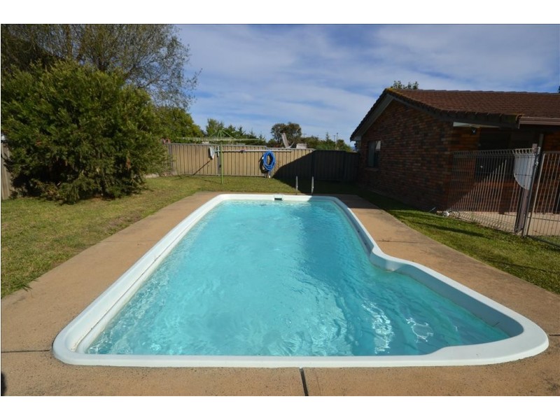 380 Greenwell Point Road, Worrigee NSW 2540