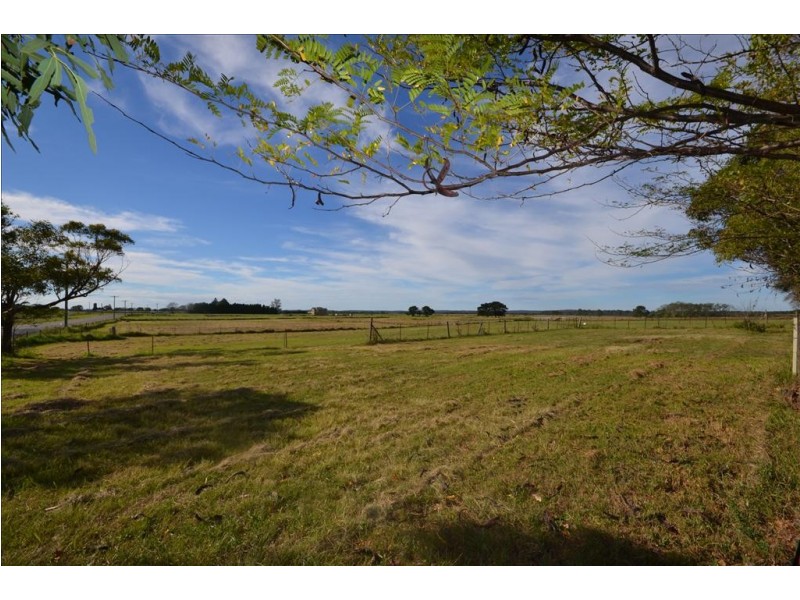 380 Greenwell Point Road, Worrigee NSW 2540