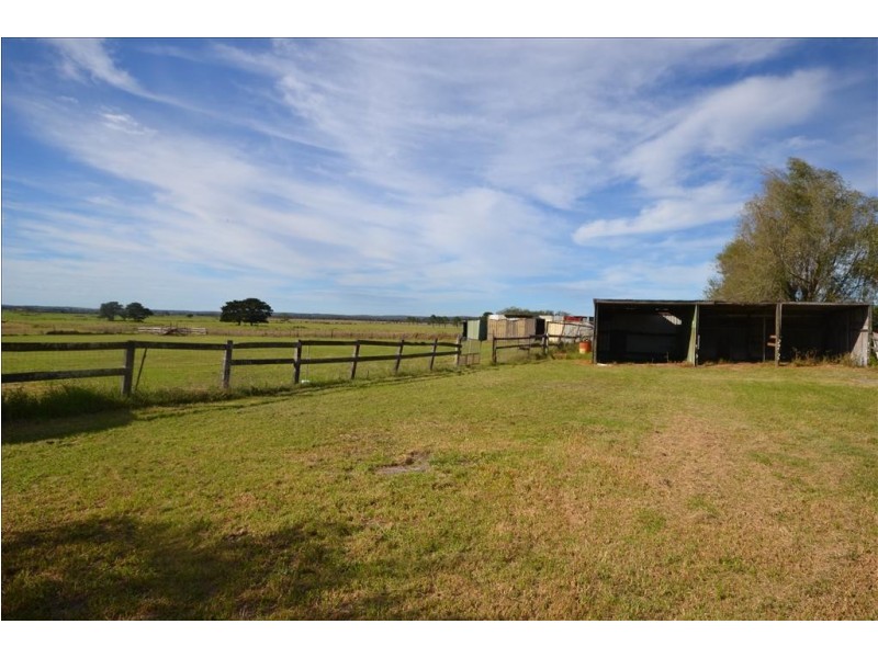 380 Greenwell Point Road, Worrigee NSW 2540