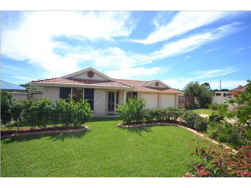 49 Burradoo Crescent, Nowra NSW 2541