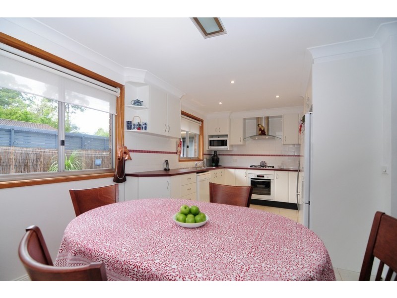 9 Windsor Drive, Berry NSW 2535