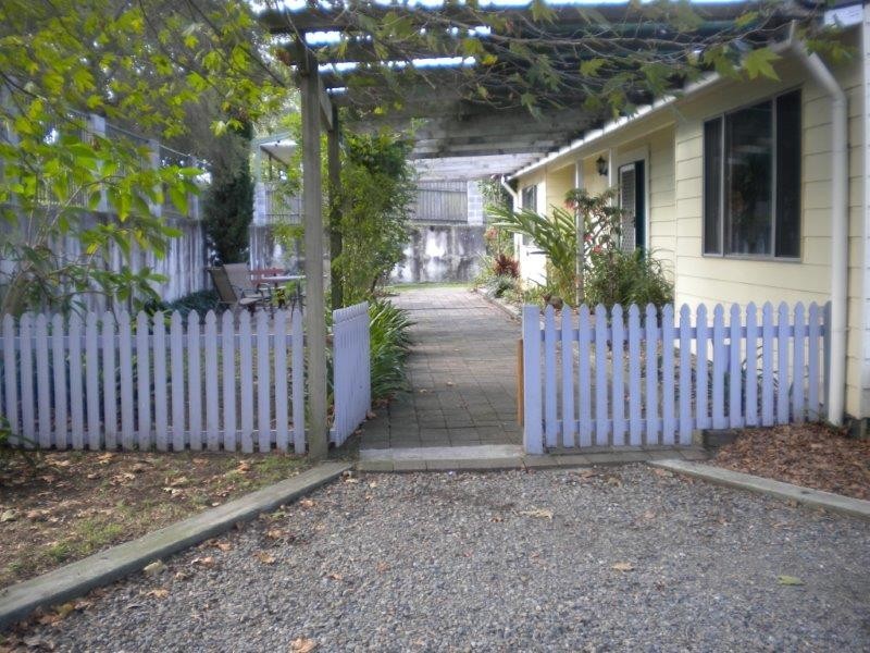 12 Meroo street, Bomaderry NSW 2541