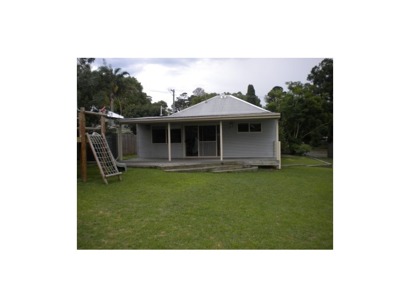 10 Birriley Street, Bomaderry NSW 2541