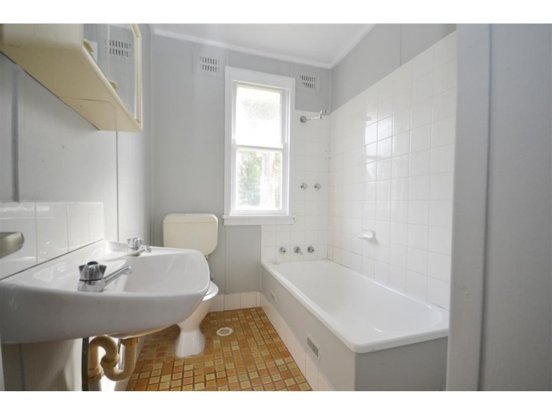 127 Kalandar Street, Nowra NSW 2541