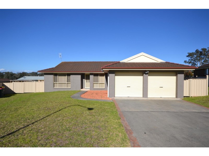 4 Plato Crescent, Worrigee NSW 2540