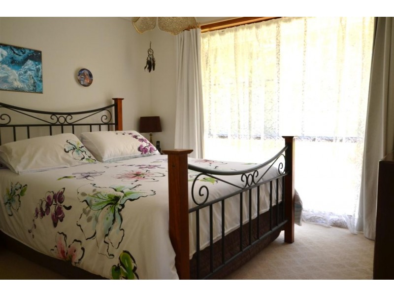784 Sussex Inlet Road, Sussex Inlet NSW 2540