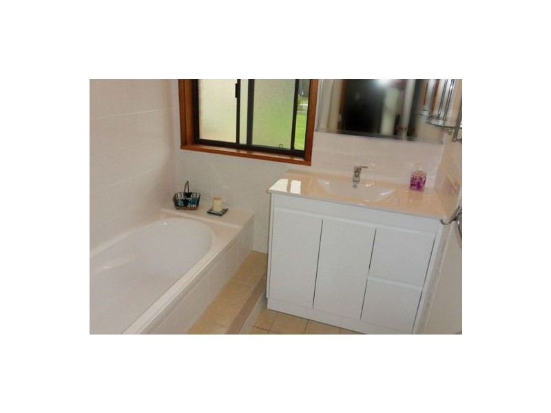 784 Sussex Inlet Road, Sussex Inlet NSW 2540