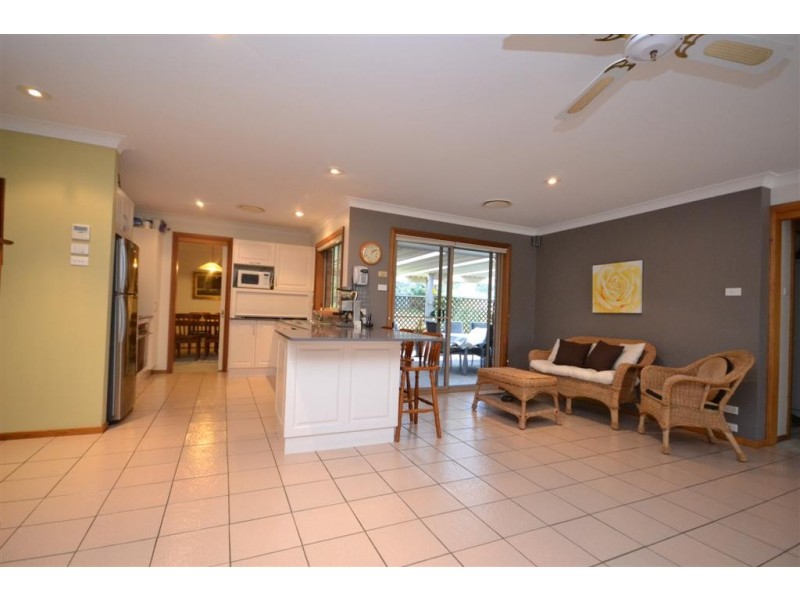 3 Koloona Drive, Tapitallee NSW 2540