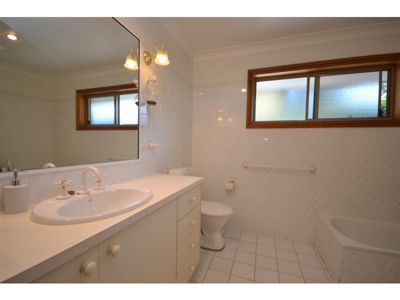 3 Koloona Drive, Tapitallee NSW 2540