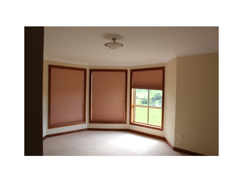 10 Croziers Road, Jaspers Brush NSW 2535