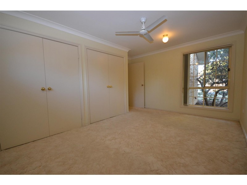 9 Rendal Avenue, North Nowra NSW 2541