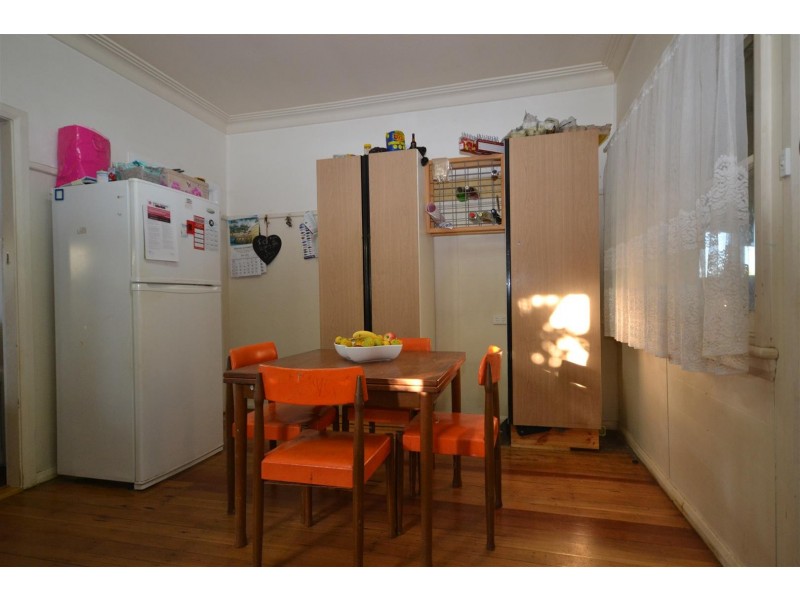 98 Jervis Street, Nowra NSW 2541