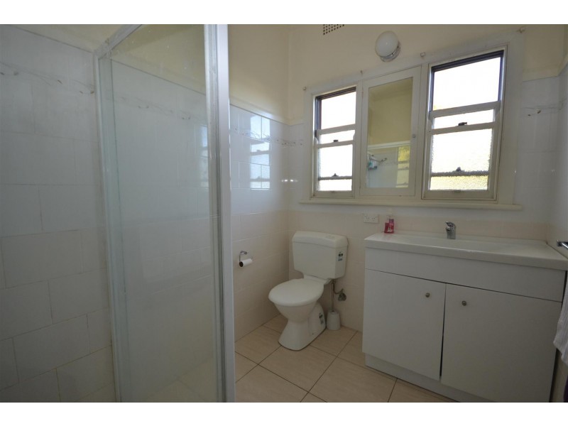 98 Jervis Street, Nowra NSW 2541