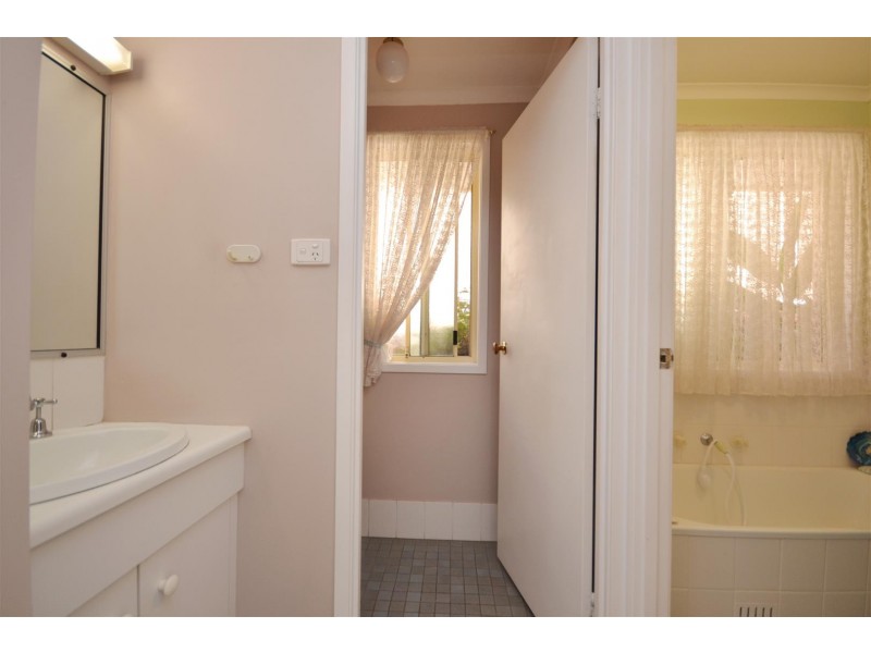79 Salisbury Drive, Nowra NSW 2541