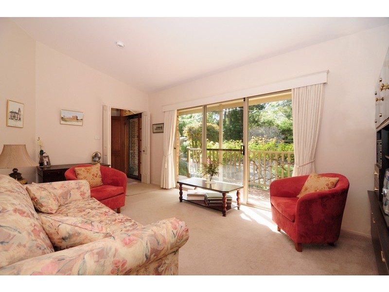 9 Lowana Close, Cambewarra NSW 2540