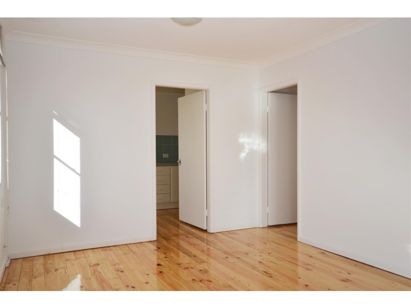 6 Supply Street, Nowra NSW 2541