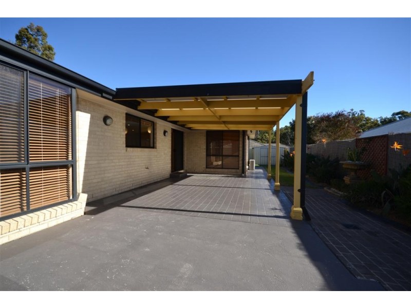 12 Freesia Cresent, Bomaderry NSW 2541
