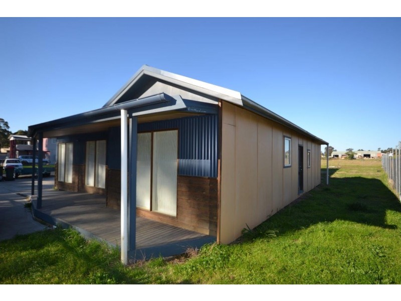 28 Browns Road, South Nowra NSW 2541