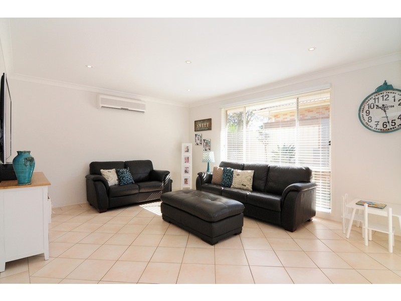 24 Langside Avenue, West Nowra NSW 2541