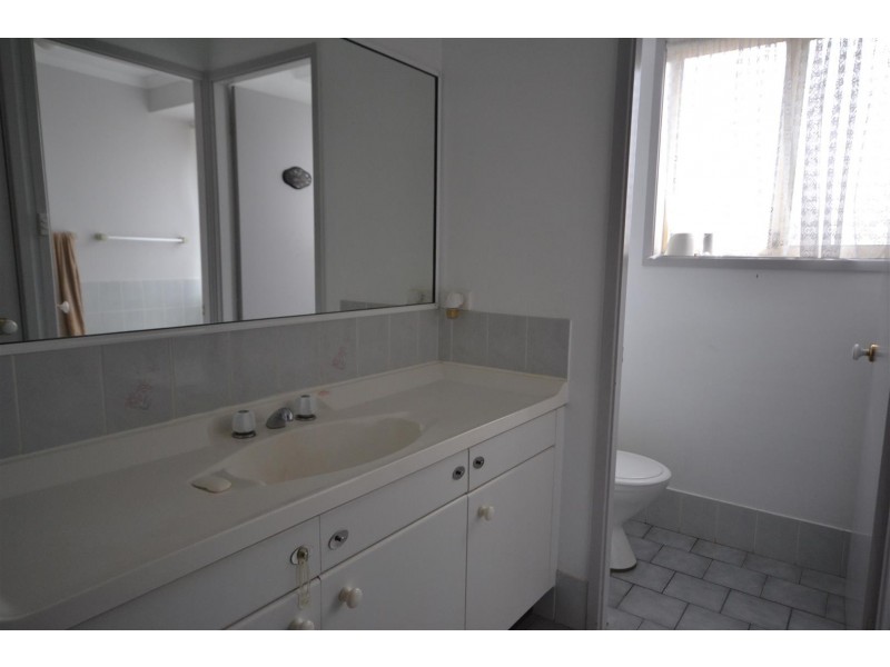 14 Glenair Avenue, West Nowra NSW 2541