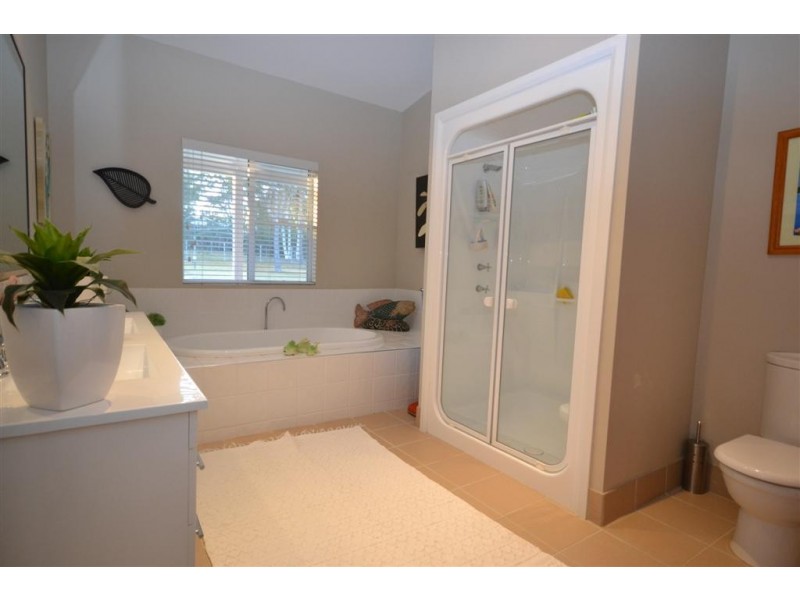 101 Old Berrara Road, Sussex Inlet NSW 2540