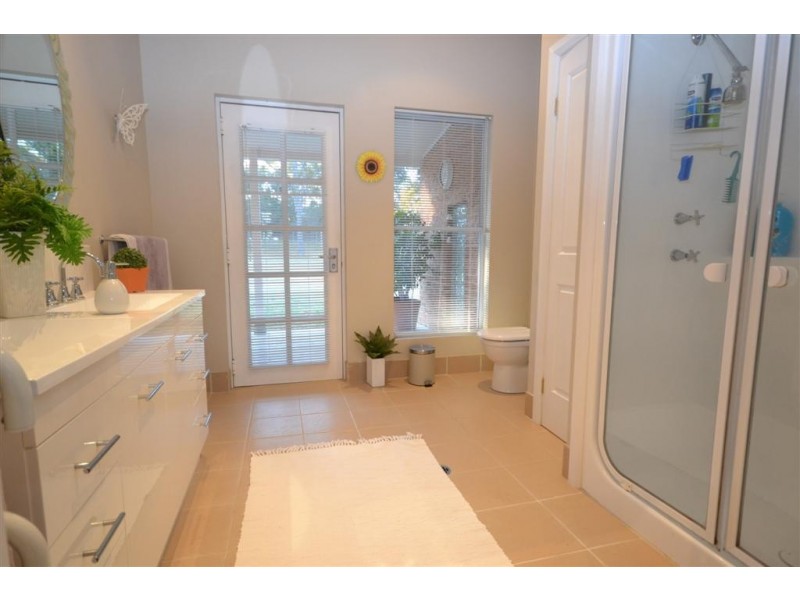 101 Old Berrara Road, Sussex Inlet NSW 2540